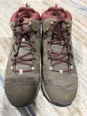 Keen Men's Brown and Burgundy Trail Boots